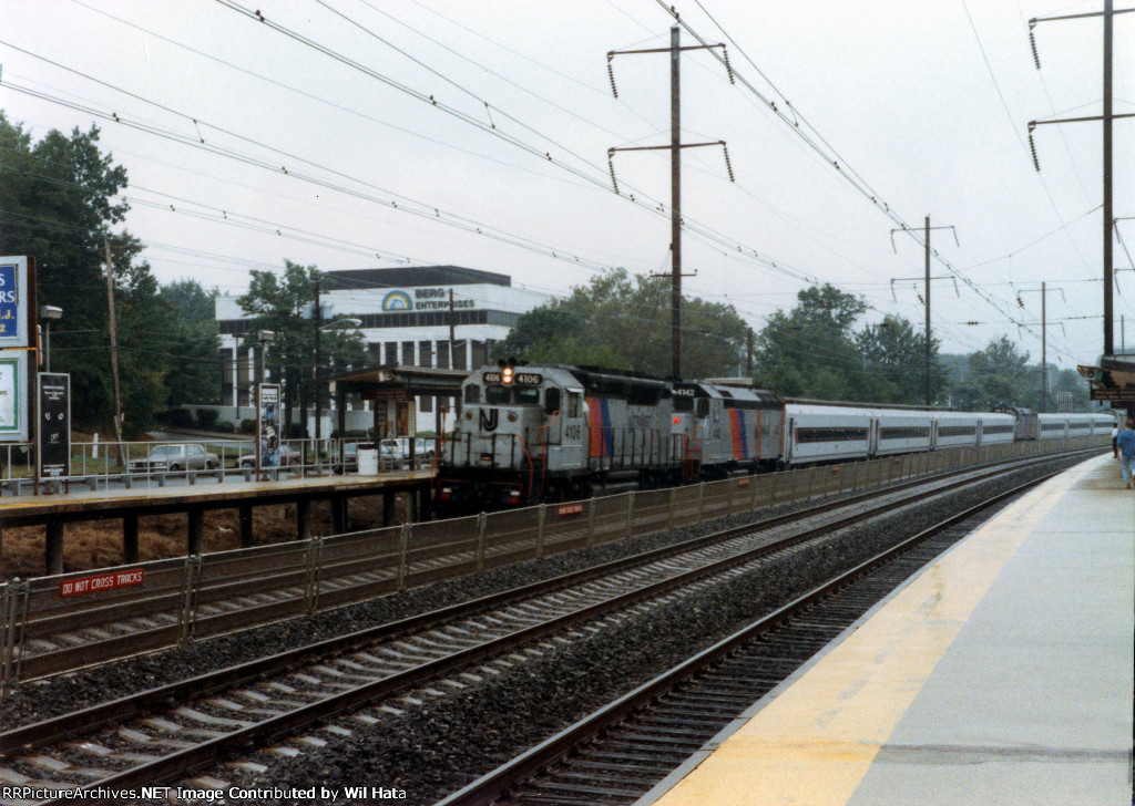 NJT GP40P 4106